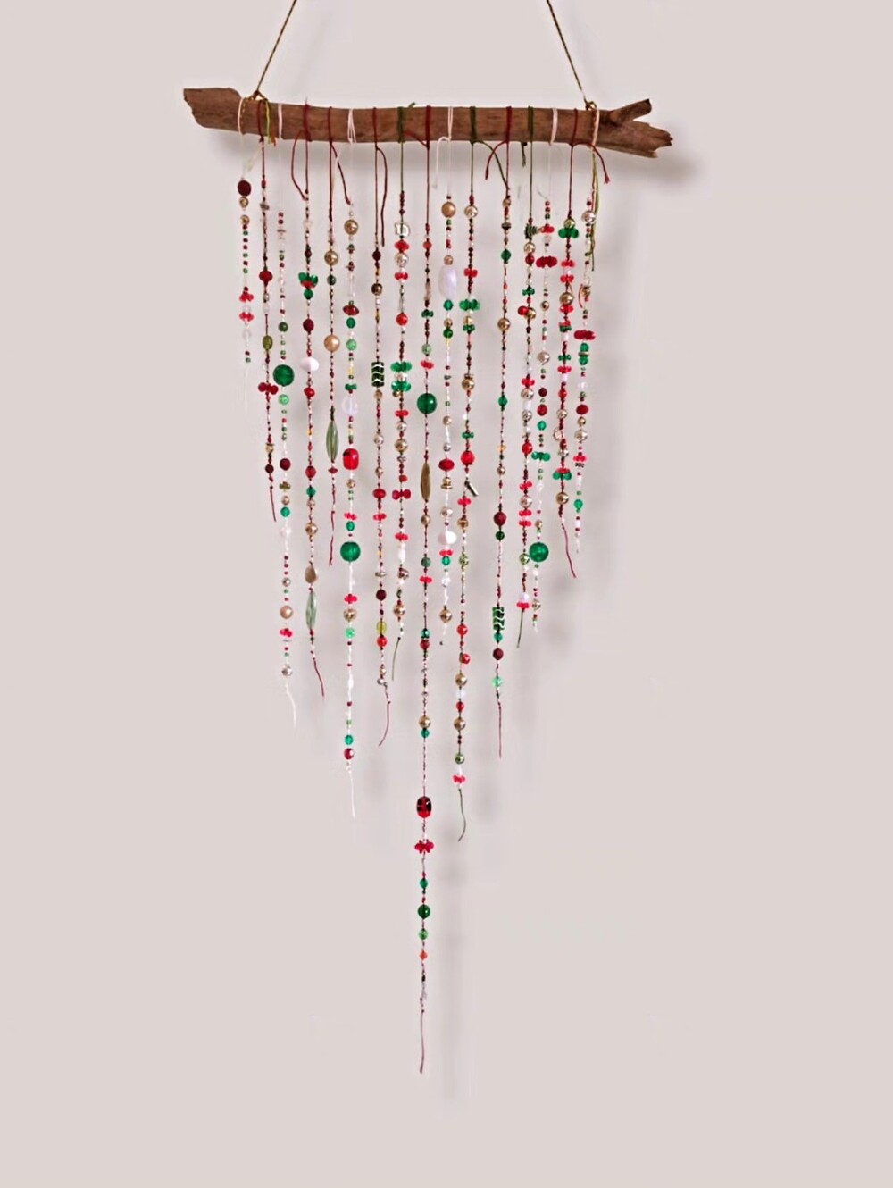 Handcrafted Christmas Holiday Beaded Wall Hanging - Green & Red